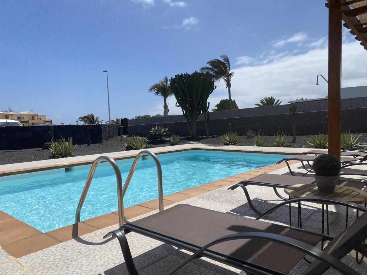 Villa Capri By Villalia Playa Blanca (Lanzarote) Bagian luar foto